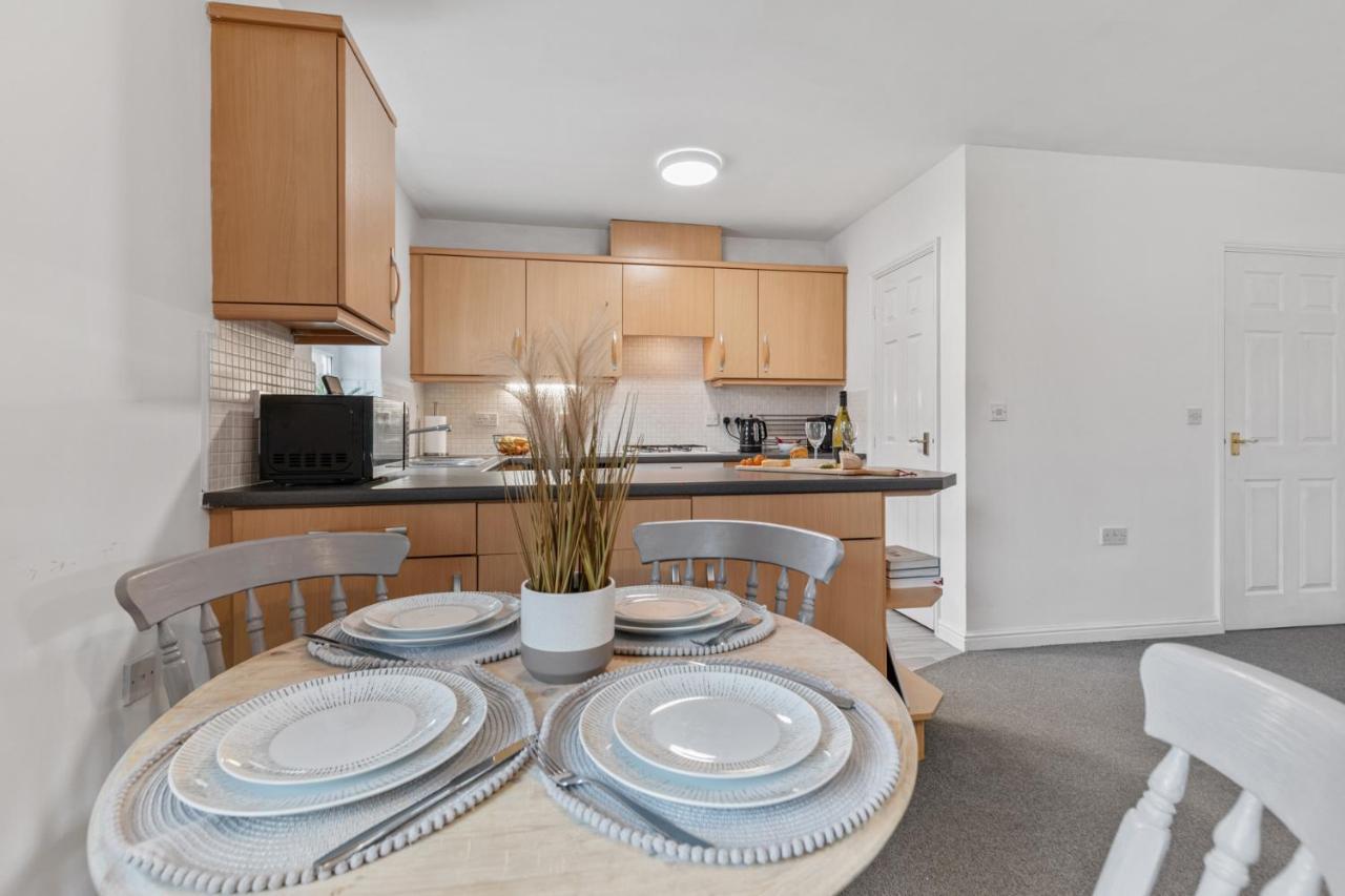 Silver Stag Properties, Modern 2 Bedroom House Thringstone ภายนอก รูปภาพ